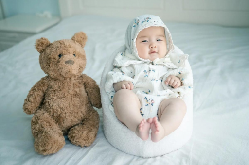 进贤宝宝吃不饱母乳的症状